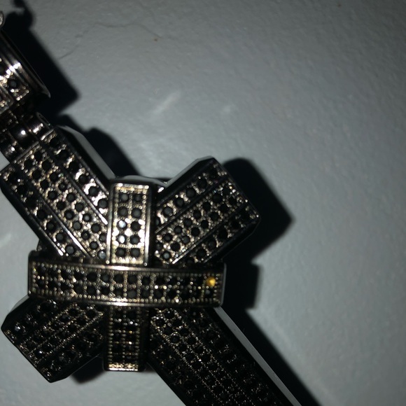 Black Sparkling EX Cross Pendant - Picture 2 of 6